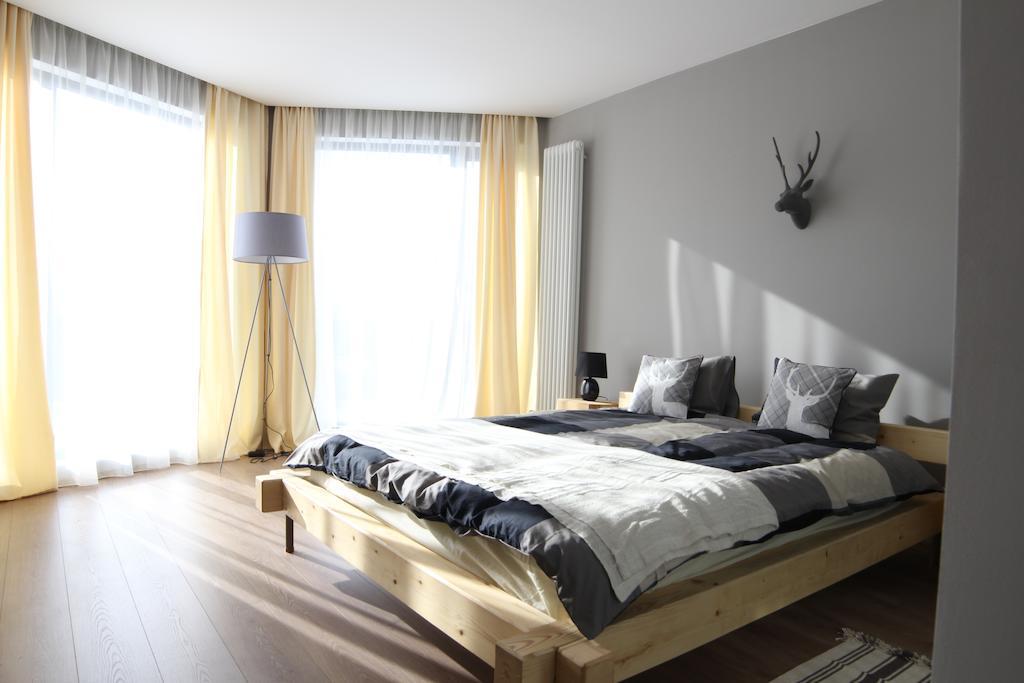 Villa Swiss Сэчеле Номер фото