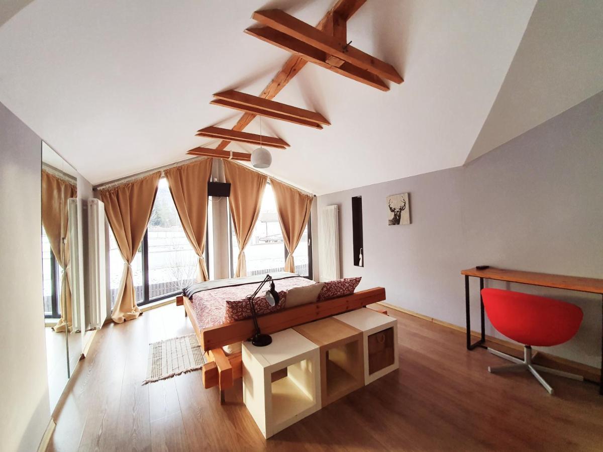 Villa Swiss Сэчеле Экстерьер фото