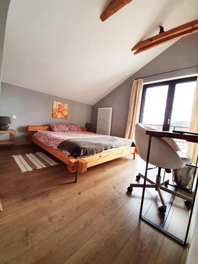 Villa Swiss Сэчеле Экстерьер фото